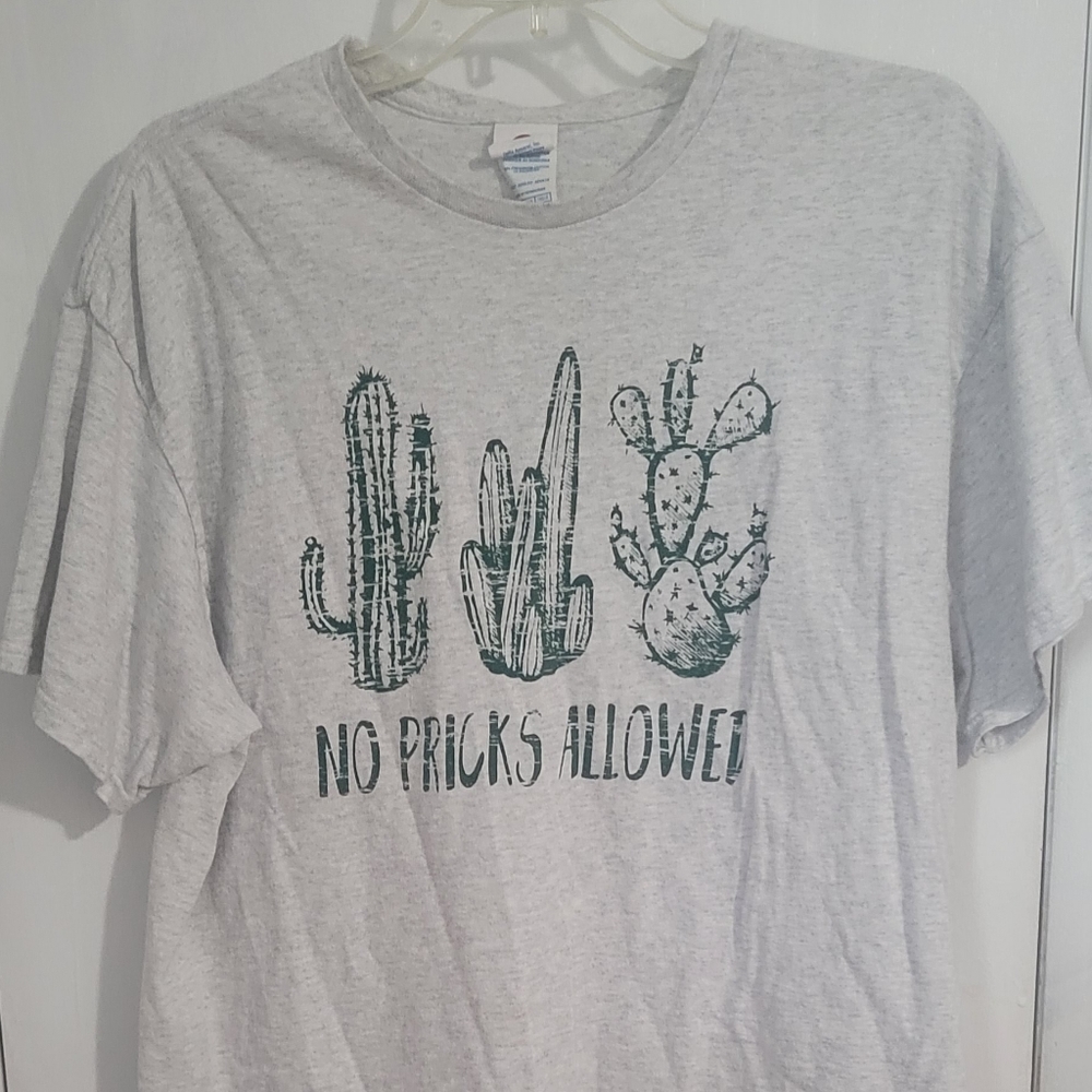 No Pricks Allowed Graphic Tshirt XL
